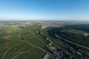 Photo n°6 de France Montgolfieres - Bourgogne - BEAUNE -Vol en montgolfière à Marigny-lès-Reullée (Agence de vols touristiques en montgolfière)