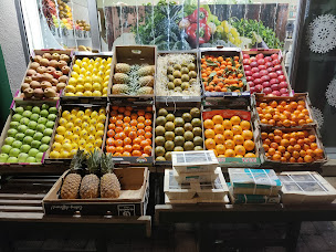 Photo n°1 de Aux 4 Saisons à Thury-Harcourt-le-Hom (Magasin)