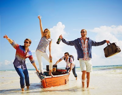 Photos of Island Trends