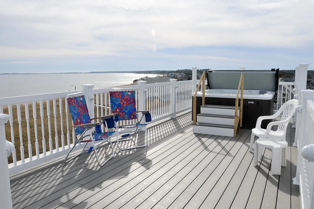 BillowHouse Beachfront Boutique Inn