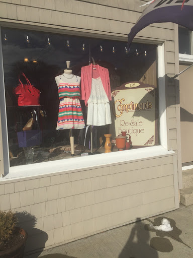 Compliments Consignment - Visual