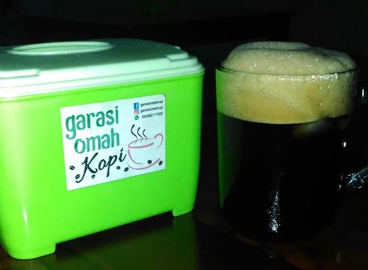 Garasi Omah Kopi, Author: Lusia Endar