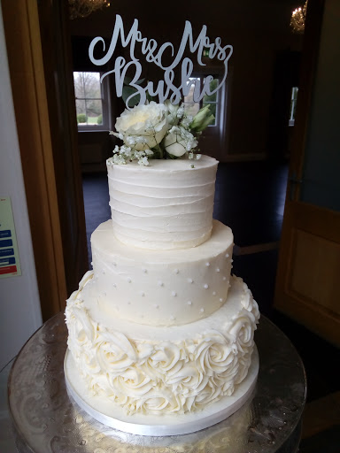 Cake Maid by Catherine