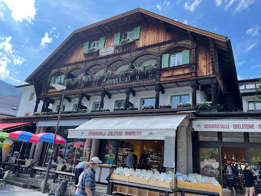 Edelsteine und Mineralien