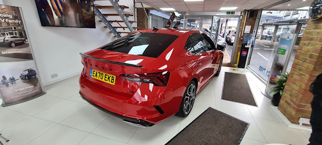 Reviews of Trans City Škoda in London - Car dealer