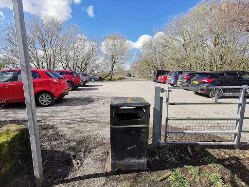 176 Long Ln Parking - Thumbnail
