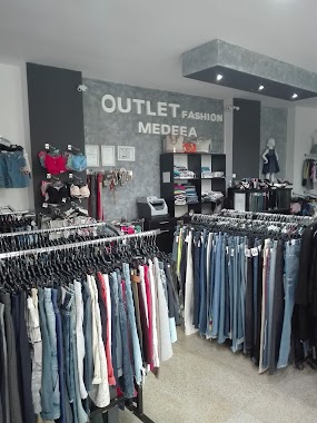 Outlet Medeea, Author: pufy pusykats