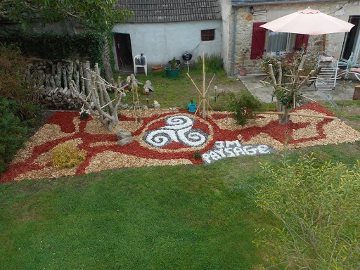 Photo de DAVID PAYSAGE PISCINE - SPA - QUIMPER - COMBRIT à Combrit (29120)