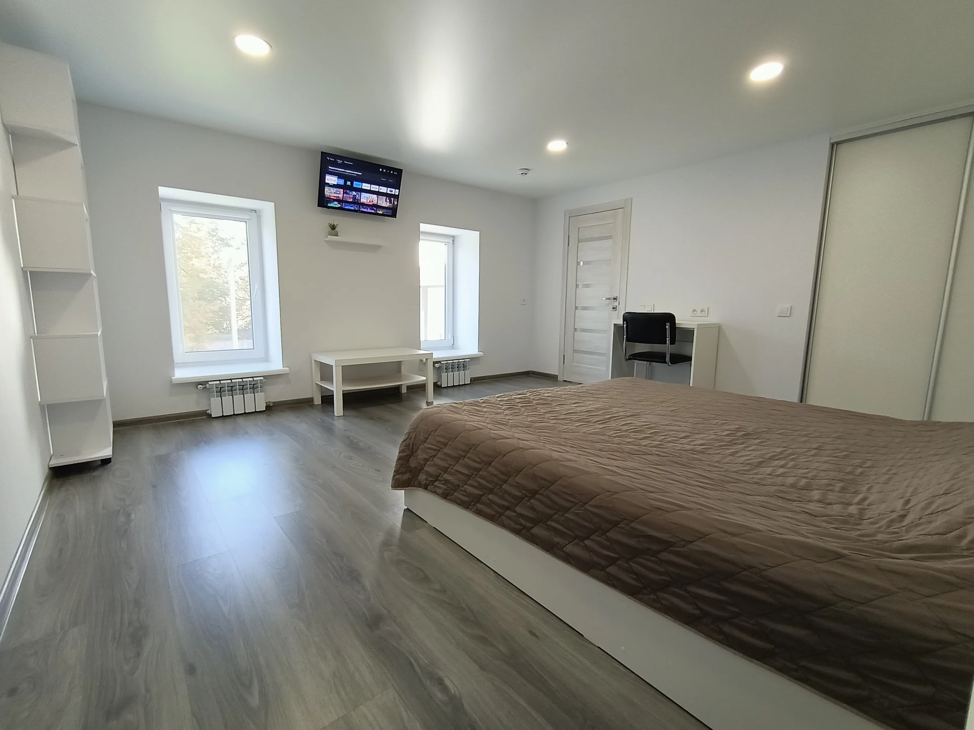 Bis House (Бис Хаус)