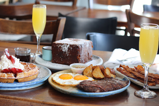 Pinch Kitchen+Bar by null