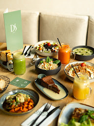 Photo n°84 de DS Café à Paris (Restaurant végétarien)