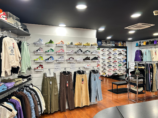 Shata Store - Visual