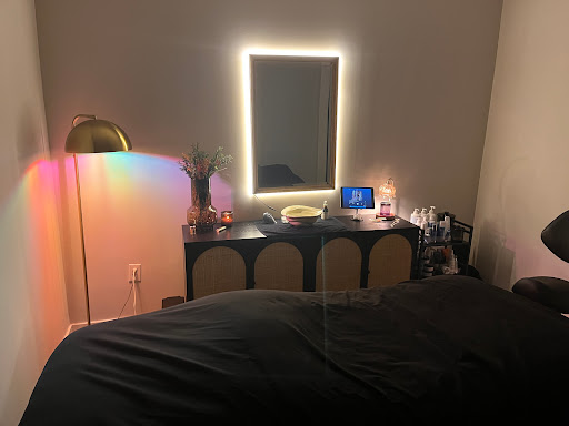 Moon Face Aesthetics - Thumbnail