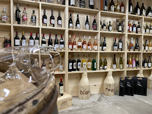 Photo n°2 de La Cave de la Tour à Nozeroy (Microbrasserie)