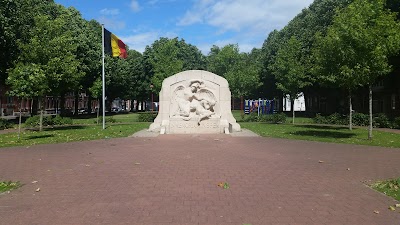 photo of Oorlogsmonument – Yvonne Serruys