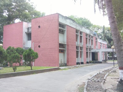 Photos of Madaripur Police Station