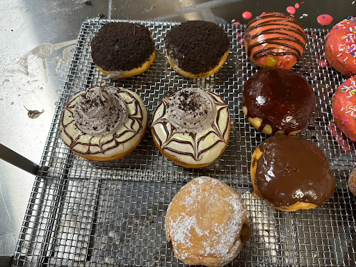 Hive Donut Hut - Thumbnail