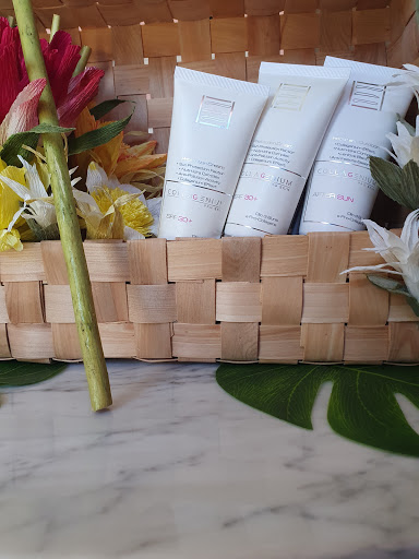 Zora Beauty Specialist