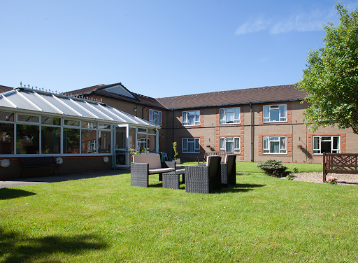 Compassionate Care in Birmingham at Manor House