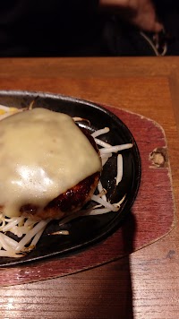 グリル＆カフェ ゴールデンハンバーグ