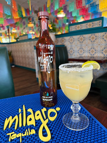 Los Loros Mexican Restaurant by null