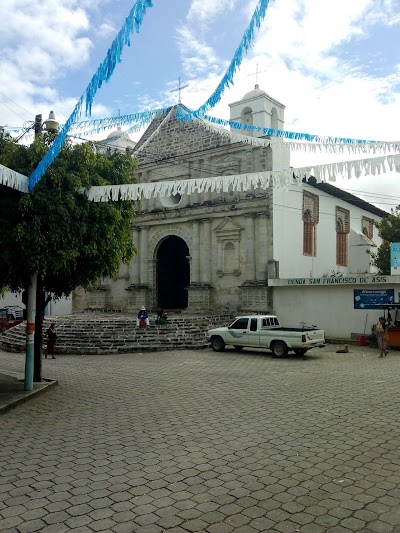 Photos of Iglesia Cat&oacute;lica San Andr&eacute;s Sajcabaj&aacute;