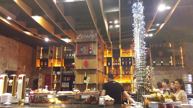 Zaharra - Plaza nueva