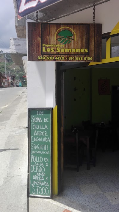 Photos of Los Samanes