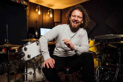 Al's Drum School - Visual