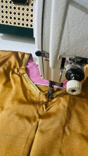 YEE’Z TAILORING & FASHION DESIGN