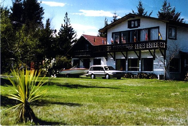 Manapouri Holiday Park by null