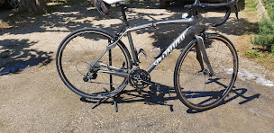 Photo n°3 de ReparCycles à Beauvoisin (Magasin de vélos)