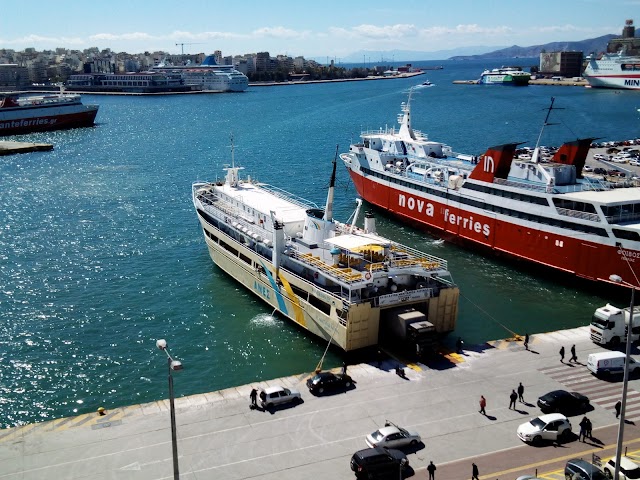 Port autonome du Pirée