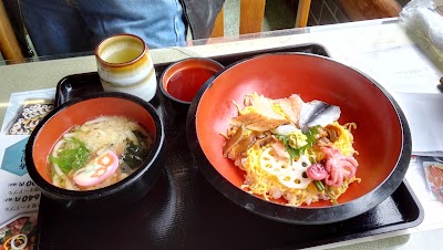 Photos of ドライブイン西の屋美作店