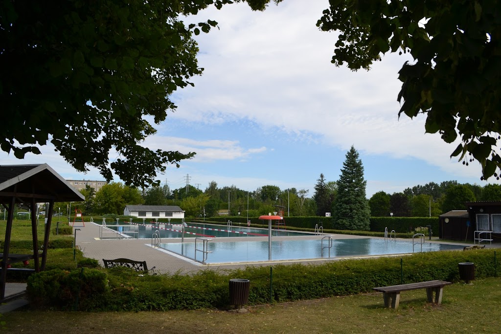 Freibad Theißen - Schwimmschulen Zeitz