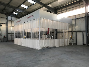 Photo n°8 de Carrosserie Michelotti à Lucciana (Atelier de carrosserie automobile)