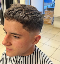 Photo n°16 de Styl'Coiffure Laetis à Cénac-et-Saint-Julien (Salon de coiffure)