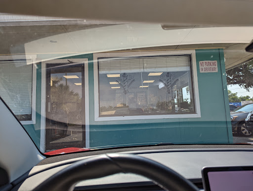 Latinos barbershop& beauty salon