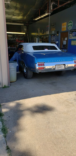Brown Auto Repair Gallery - United States