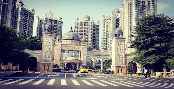 Viajar a https://lh3.googleusercontent.com/p/AF1QipP2gx1fhM8hlJImUvFwdvtb45wGYaxjXMNDVMaj=s1600-w600