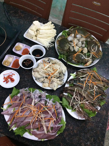 Thủy Tước Quán – Cơm Lẩu Hải Sản