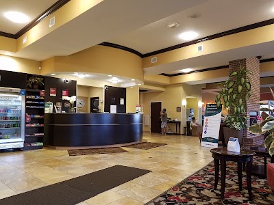 Photos of Comfort Suites East Broad At 270