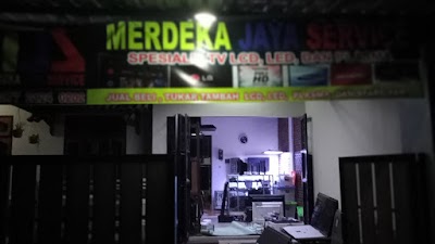 electronics-store