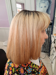 Photo n°12 de Afro B Coiffure à Lyon (Salon de coiffure)