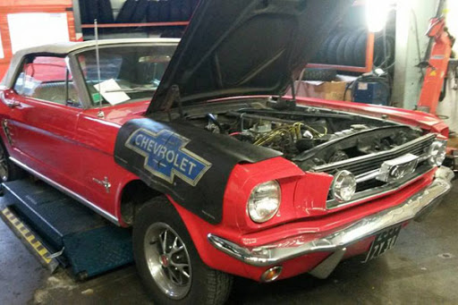 Garage Services Motors V8
