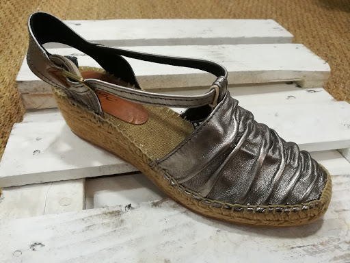 Sara Boutique Gallery - France