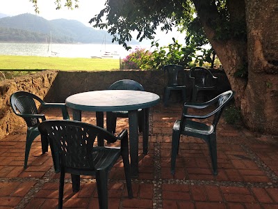 Photos of CABA&Ntilde;AS DEL LAGO