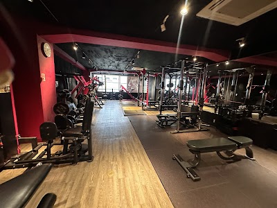 NEO TRAINING GYM 本町