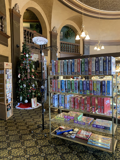 Moccasin Shop & Gifts Gallery - United States
