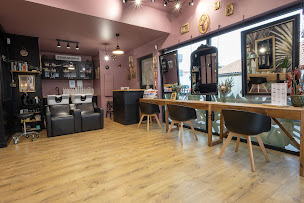 Photo n°1 de Les Frangines à Puilboreau (Salon de coiffure)